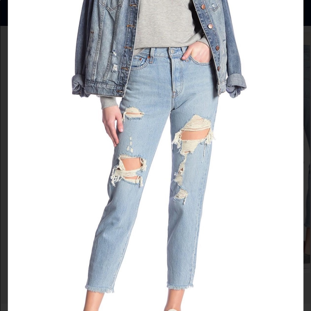 NWT LEVI'S CLASSIC HIGH WAIST WEDGIE CROP JEANS